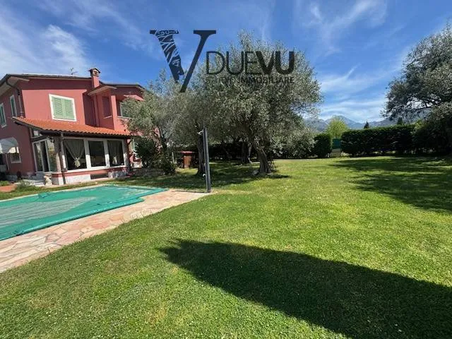Casa Indipendente in vendita a Seravezza - foto 1