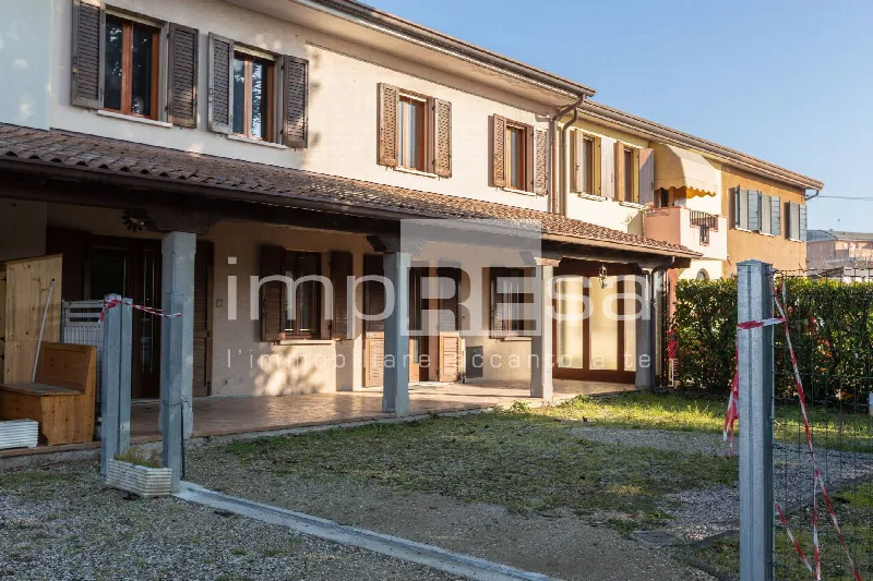 Rustico/Casale in vendita a Mogliano Veneto - foto 1