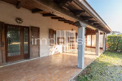 Rustico/Casale in vendita a Mogliano Venet... - foto 2