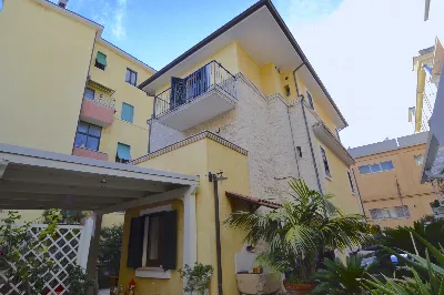 Villa in vendita a San Benedetto del Tront... - foto 3