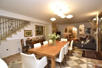 Villa in vendita a San Benedetto del Tront... - foto 4