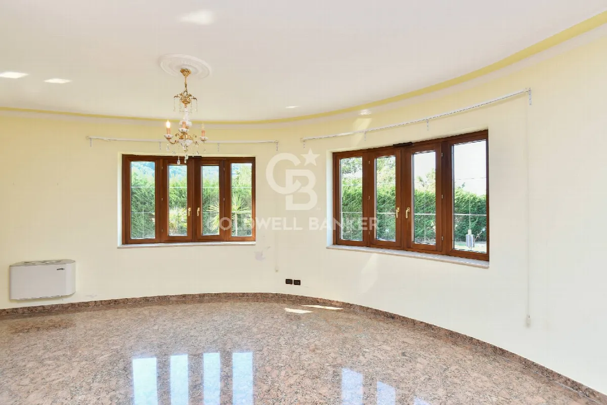 Villa in vendita a Lustra - foto 4