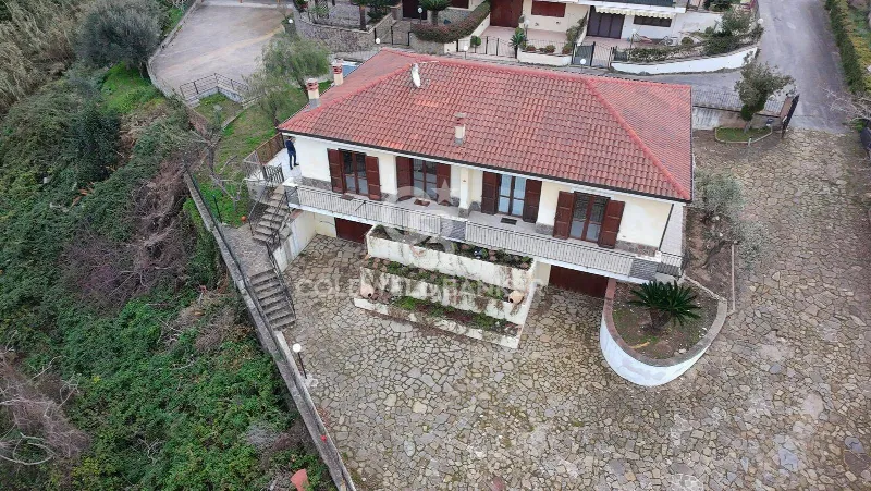 Villa in vendita ad Agropoli - foto 1