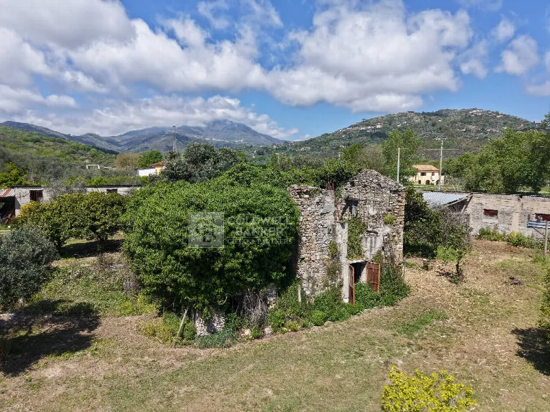 Rustico/Casale in vendita a Casal Velino - foto 1