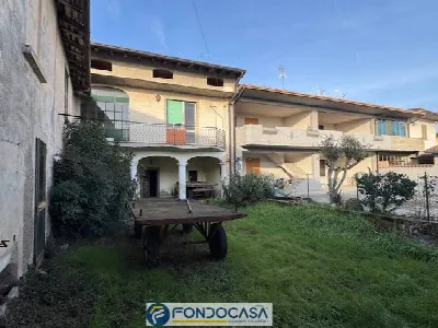 Rustico/Casale in vendita a Rovato - foto 2