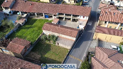 Rustico/Casale in vendita a Rovato - foto 2