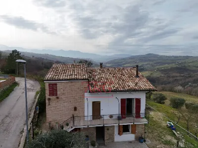 Rustico/Casale in vendita a Monte San Mart... - foto 8