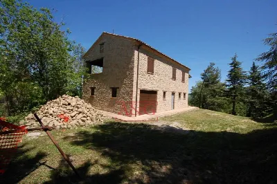 Rustico/Casale in vendita ad Amandola - foto 2