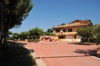 Villa in vendita a Amandola - foto 4