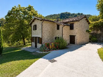 Rustico/Casale in vendita a Venarotta - foto 3