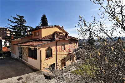 Villa in vendita a Amandola - foto 2