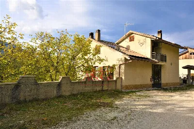 Villa in vendita a Montefortino - foto 4