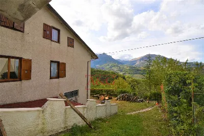 Villa in vendita a Montefortino - foto 5