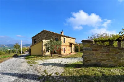 Rustico/Casale in vendita a Gualdo - foto 1