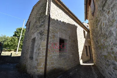 Rustico/Casale in vendita a Montefalcone A... - foto 2