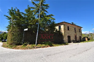 Rustico/Casale in vendita a Gualdo - foto 2