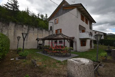Villa in vendita a Montefortino - foto 5
