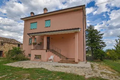 Villa in vendita a Santa Vittoria in Maten... - foto 1