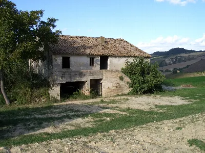 Rustico/Casale in vendita a Monterubbiano - foto 2