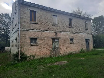Rustico/Casale in vendita a Monterubbiano - foto 2