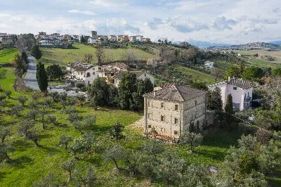 Rustico/Casale in vendita a Mogliano - foto 6