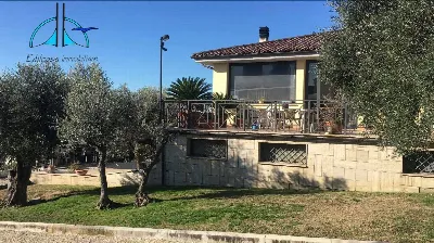 Villa in vendita a Fara in Sabina - foto 2
