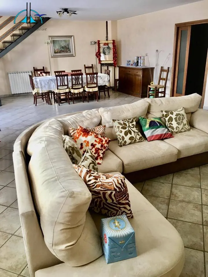 Villa in vendita a Fara in Sabina - foto 5