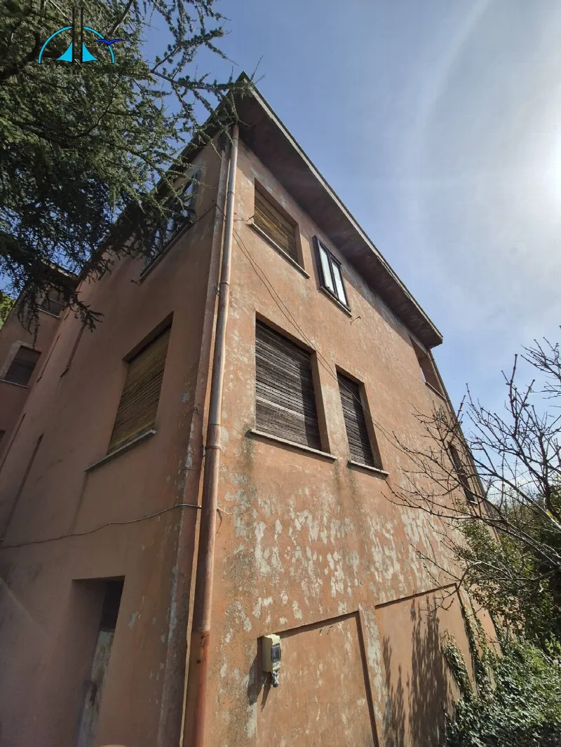Villa in vendita a Fara in Sabina - foto 1