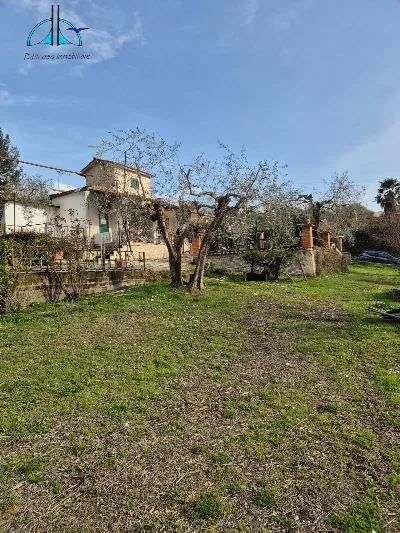 Villa a Fara in Sabina
