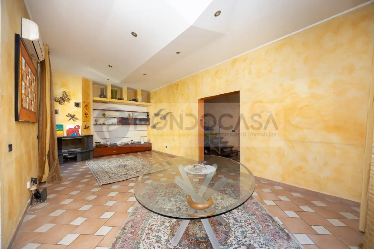 Casa Indipendente in vendita a Sesto San Giovanni - foto 2