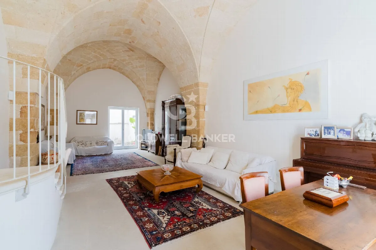 Casa Indipendente in vendita a Brindisi, Centro Storico, Cappuccini, Commenda - foto 5