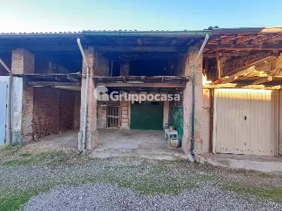 Rustico/Casale in vendita a Magenta - foto 2