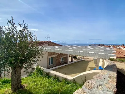 Villa a Trinità d'Agultu e Vignola