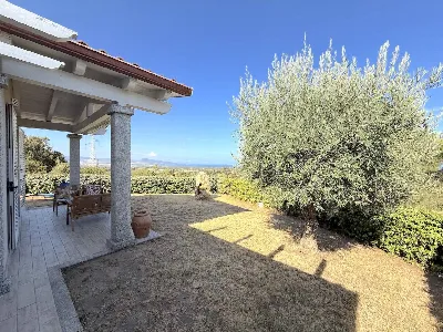 Villa a Badesi