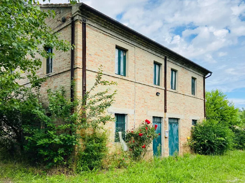 Rustico/Casale in vendita a Belvedere Ostrense - foto 1