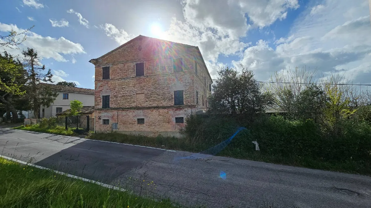 Rustico/Casale in vendita a Belvedere Ostrense - foto 2
