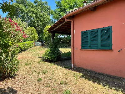 Rustico/Casale in vendita a Staffolo - foto 2