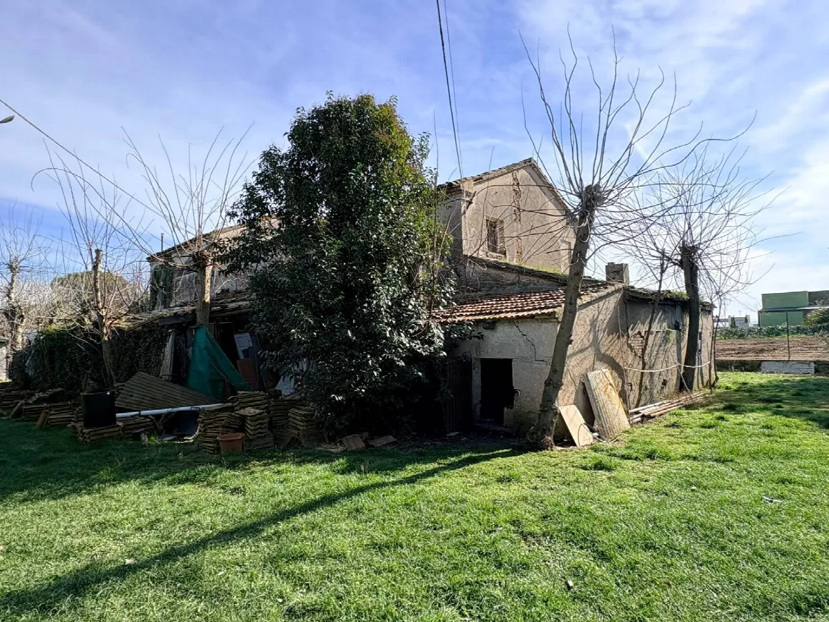 Rustico/Casale in vendita a Chiaravalle - foto 4