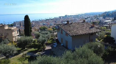 Villa in vendita a Grottammare - foto 1