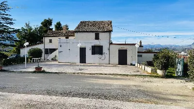 Rustico/Casale in vendita a Ancarano - foto 2