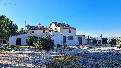 Rustico/Casale in vendita a Ancarano - foto 5