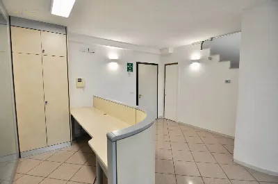 Ufficio in vendita a San Benedetto del Tro... - foto 2