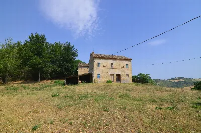 Rustico/Casale in vendita a Monterubbiano - foto 8