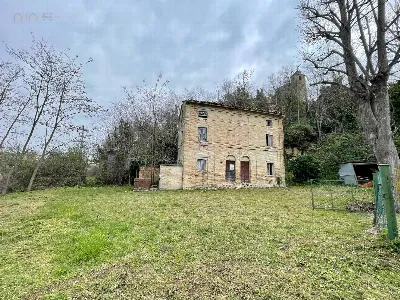 Rustico/Casale in vendita a Montappone - foto 1