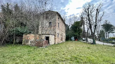Rustico/Casale in vendita a Montappone - foto 3