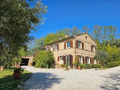 Rustico/Casale in vendita a Montecosaro - foto 2