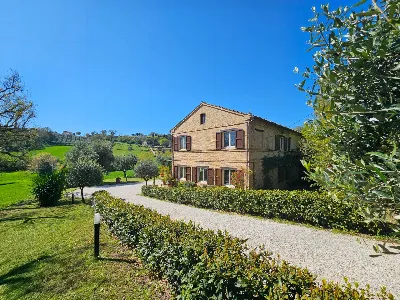 Rustico/Casale in vendita a Montecosaro - foto 8
