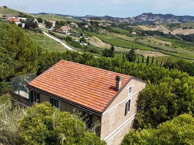 Rustico/Casale in vendita a Offida - foto 2