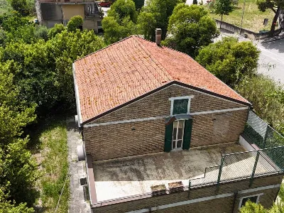 Rustico/Casale in vendita a Offida - foto 4
