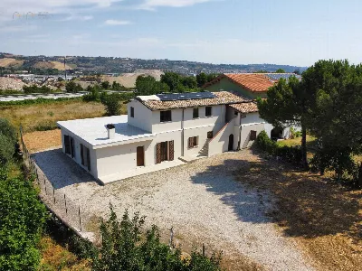 Rustico/Casale in vendita a Maltignano - foto 3